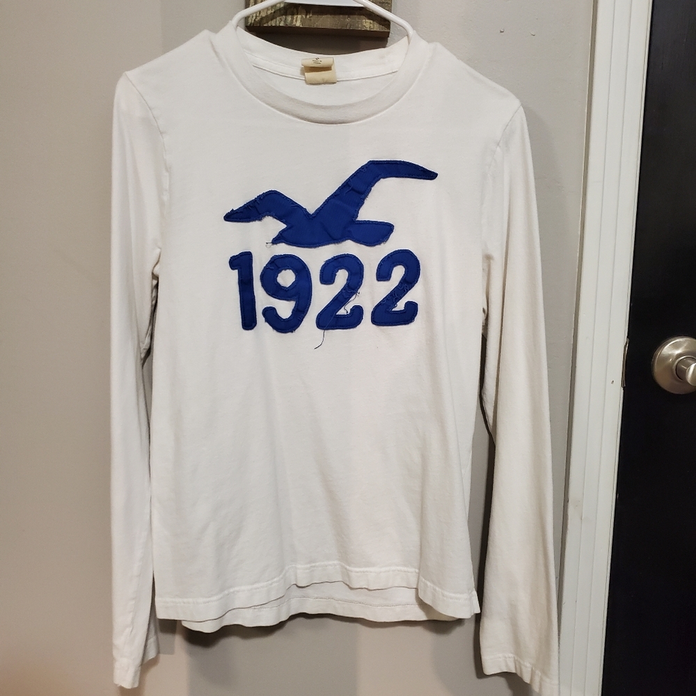 Hollister youth size small long sleeve